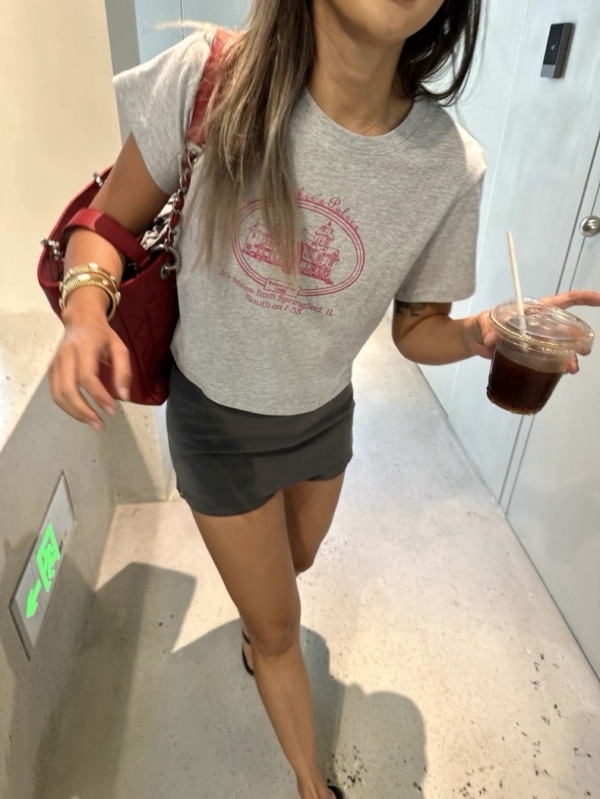 西裝布料低腰顯包臀裙褲A字短裙