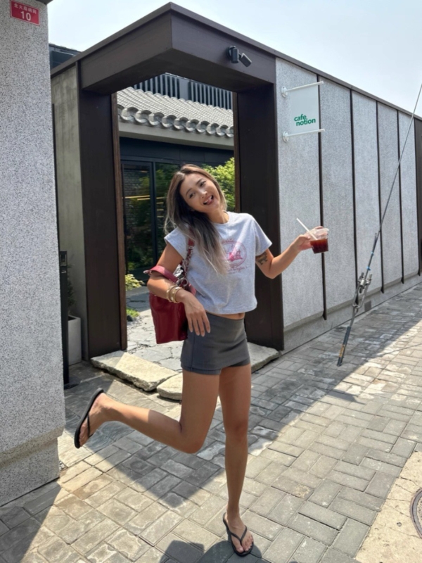 西裝布料低腰顯包臀裙褲A字短裙