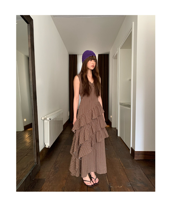 溫柔氣質顯瘦V領荷葉邊連衣裙