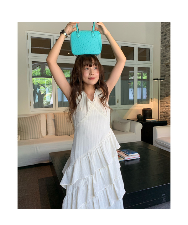 溫柔氣質顯瘦V領荷葉邊連衣裙