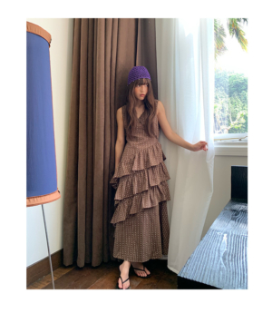 溫柔氣質顯瘦V領荷葉邊連衣裙