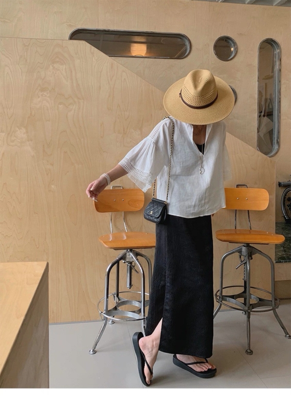 亞麻鏤空蕾絲V領A型五分袖上衣