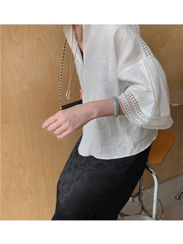 亞麻鏤空蕾絲V領A型五分袖上衣