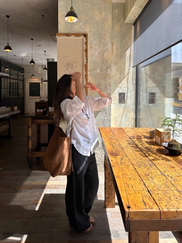 V領亞麻法式襯衫