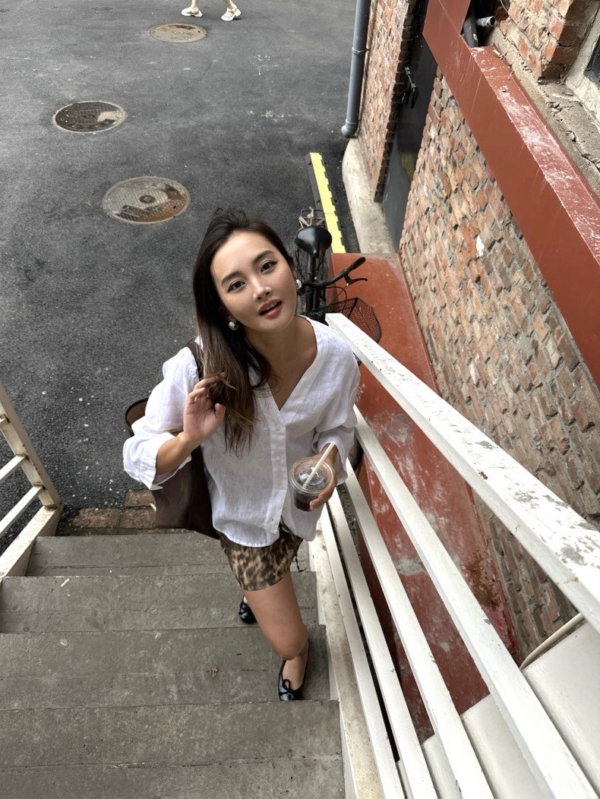 V領亞麻法式襯衫