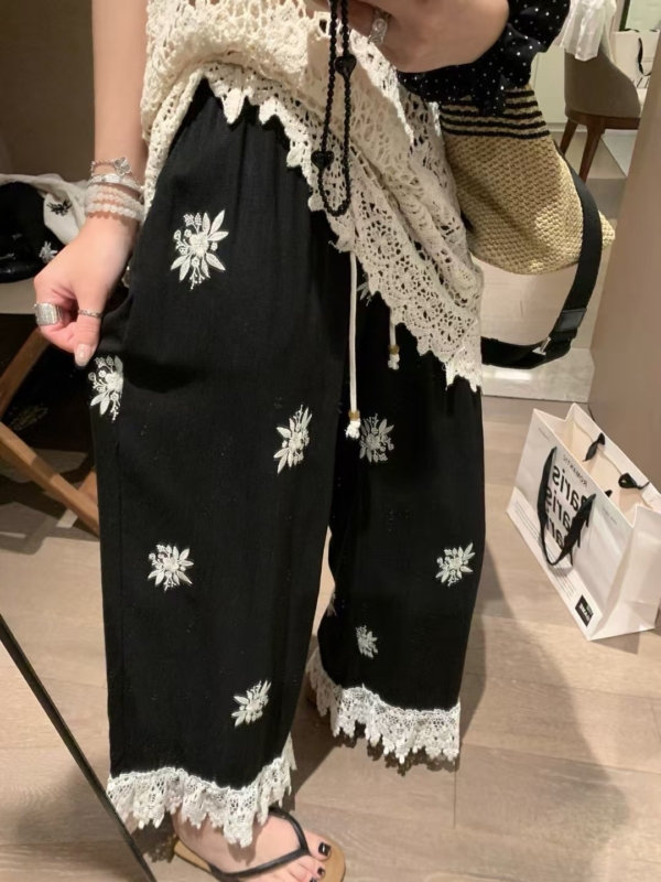 亞麻勾花刺繡九分褲