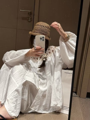 100%棉鏤空燈籠袖襯衫