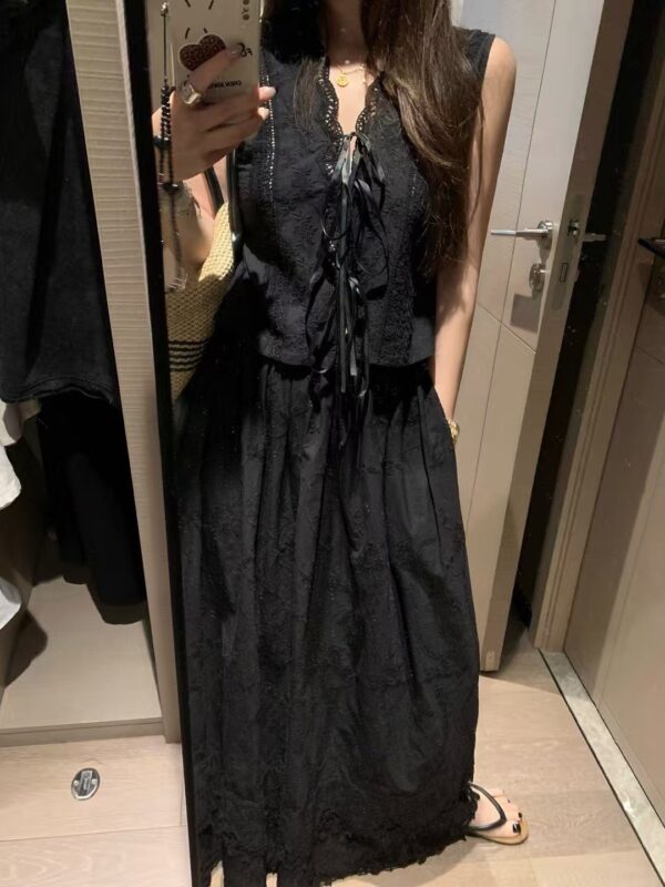 鬆緊腰繡花勾花長裙