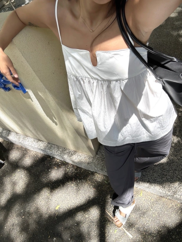 法式平口小u字A字吊帶背心