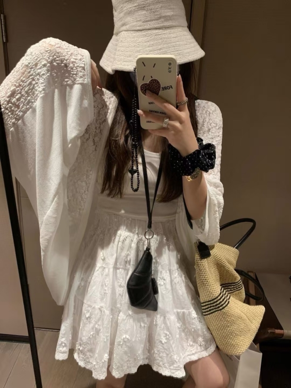 蕾絲拼接防曬罩衫