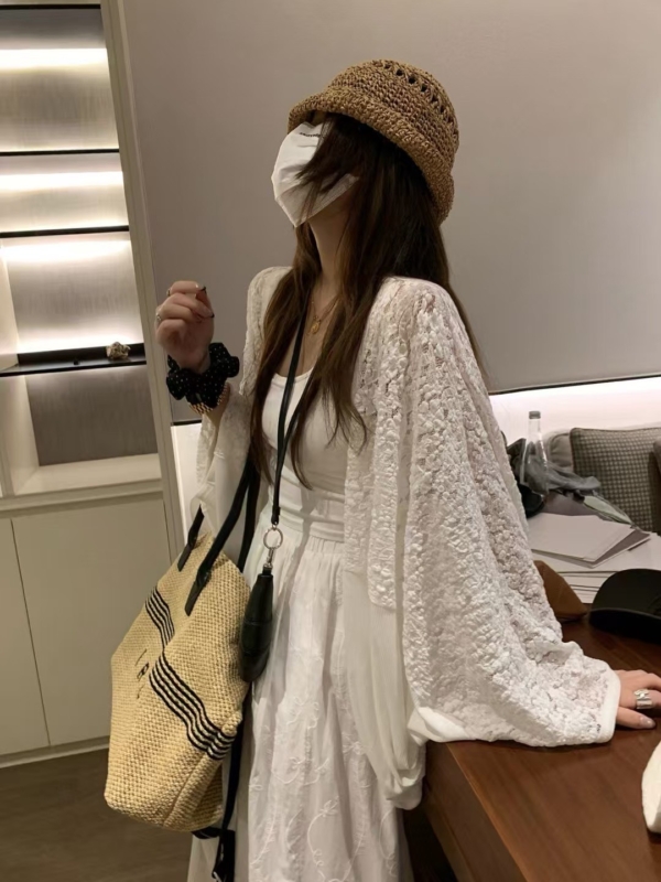 蕾絲拼接防曬罩衫