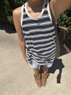 正韓浮雕條紋寬鬆背心