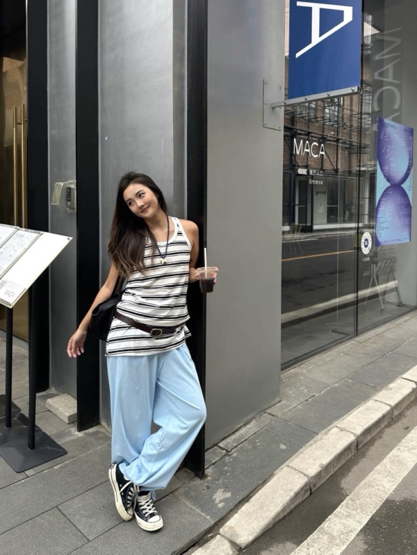 正韓浮雕條紋寬鬆背心