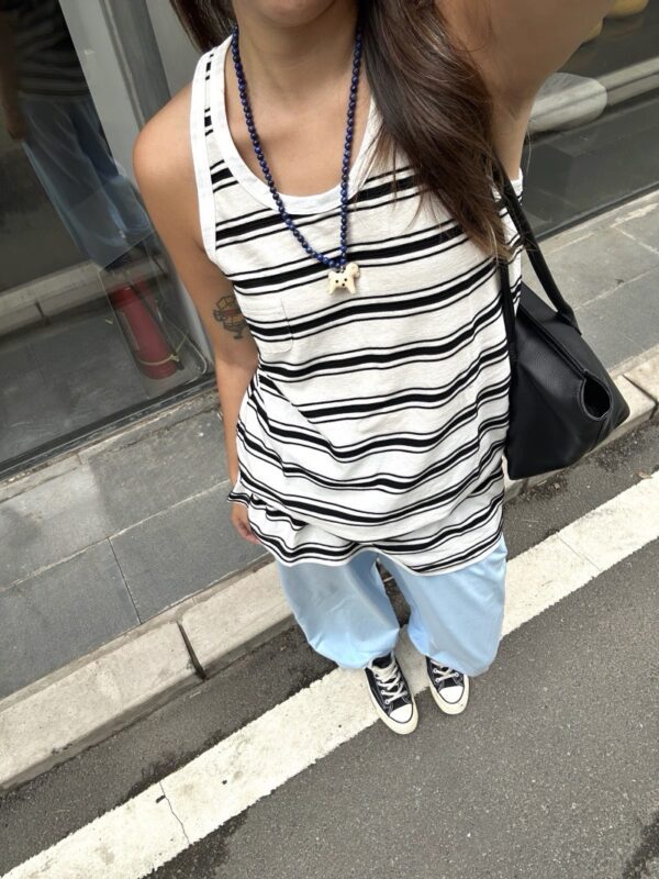 正韓浮雕條紋寬鬆背心