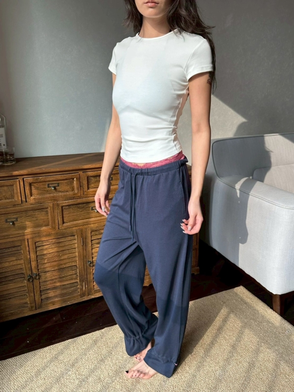 正肩圓領彈力短袖T