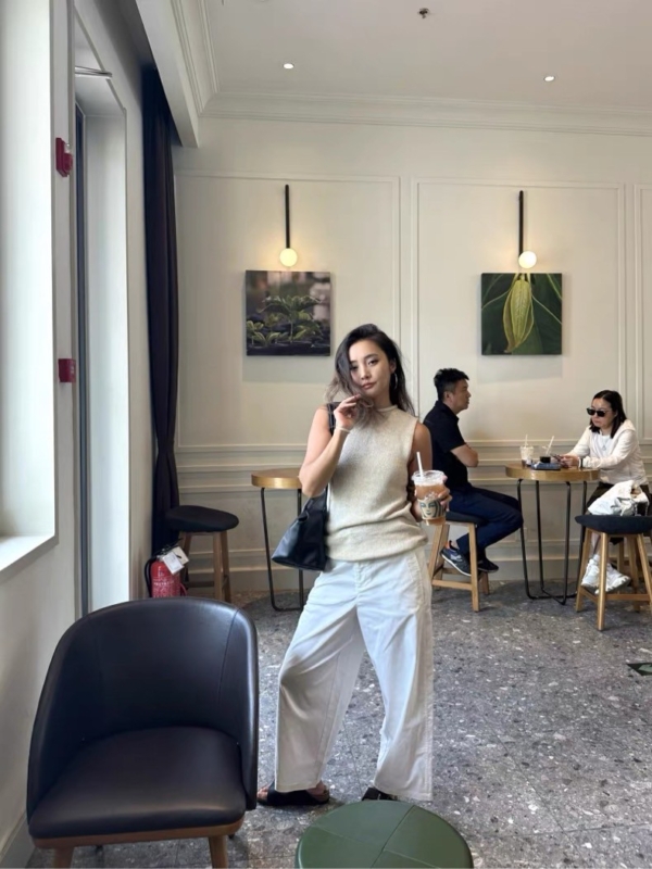 顆粒感無袖亞麻圓領背心針織