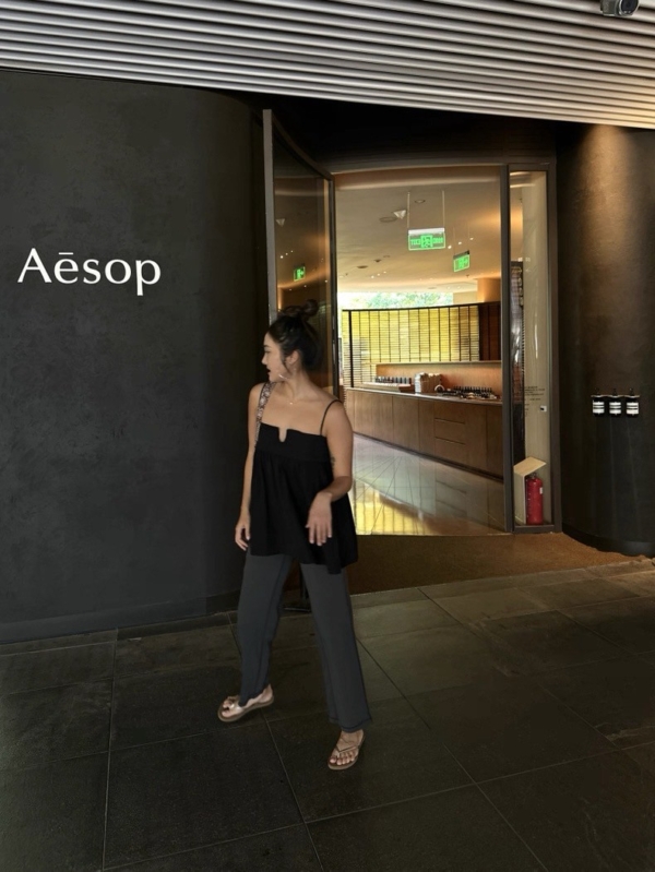 法式平口小u字A字吊帶背心