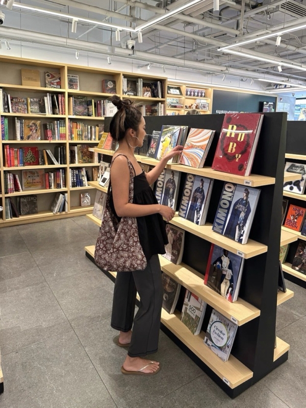 法式平口小u字A字吊帶背心