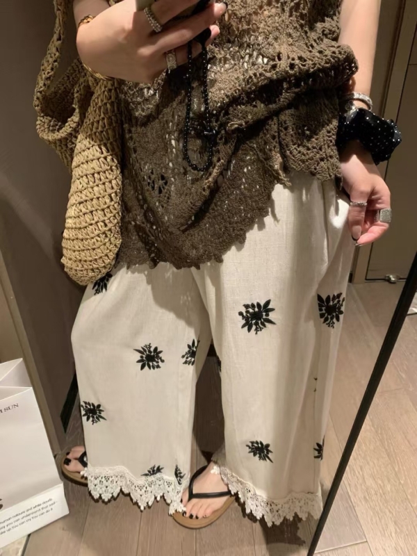 亞麻勾花刺繡九分褲