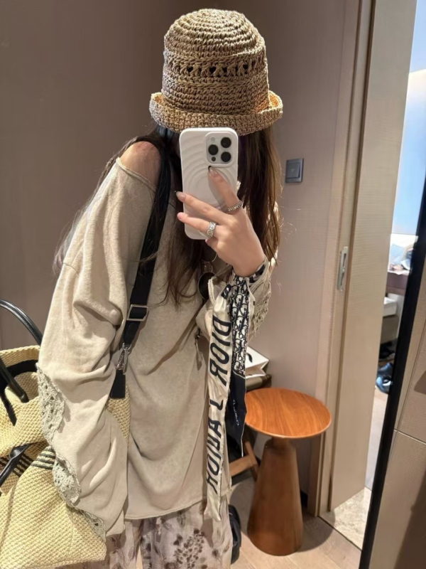 亞麻勾花亞麻罩衫