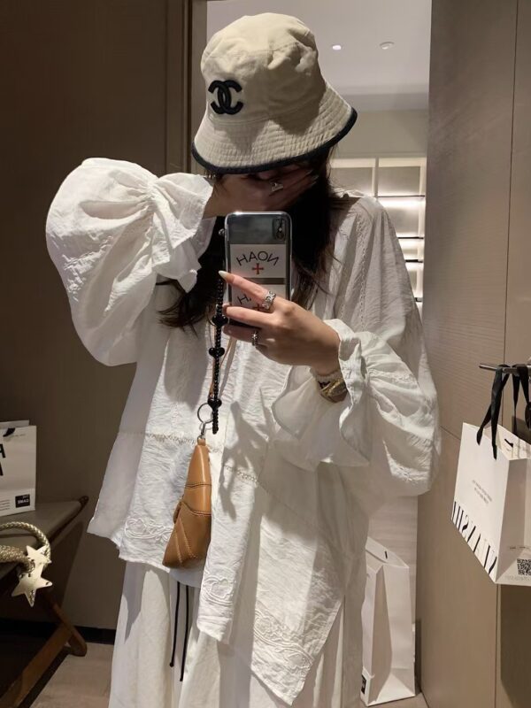 秋款法式燈籠袖盤繡襯衫