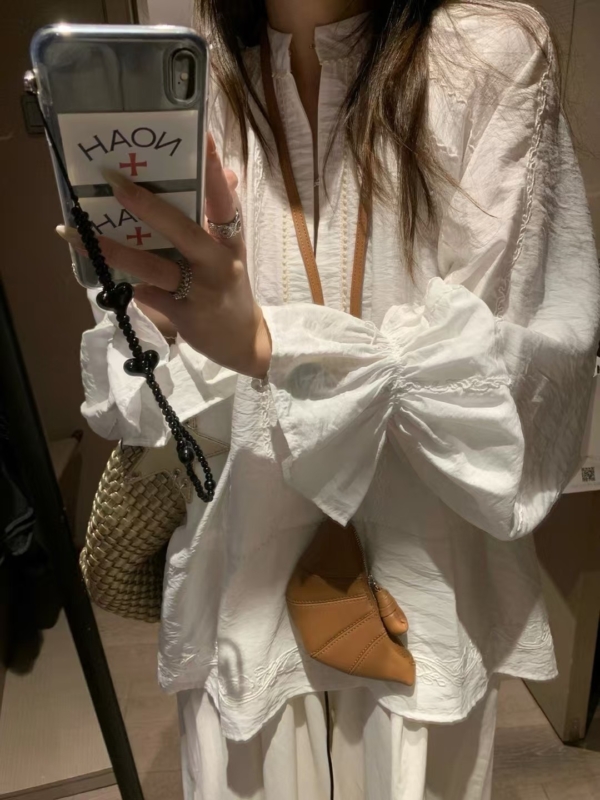 秋款法式燈籠袖盤繡襯衫