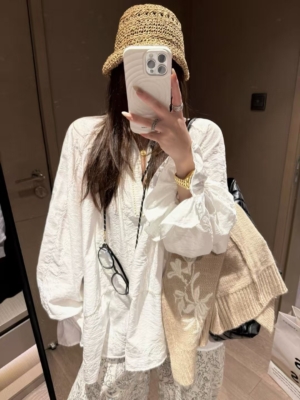 秋款法式燈籠袖盤繡襯衫