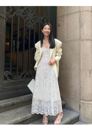 純欲鏤空性感低胸蕾絲吊帶裙