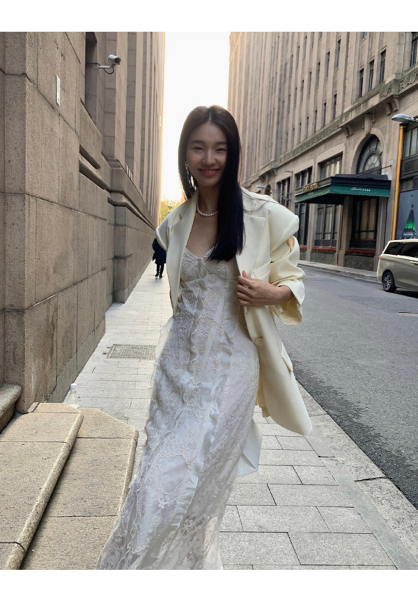 純欲鏤空性感低胸蕾絲吊帶裙