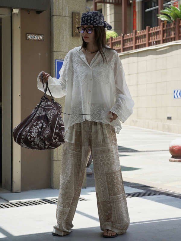 連帽蕾絲提花防曬襯衫輕盈透氣上衣