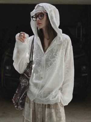 連帽蕾絲提花防曬襯衫輕盈透氣上衣