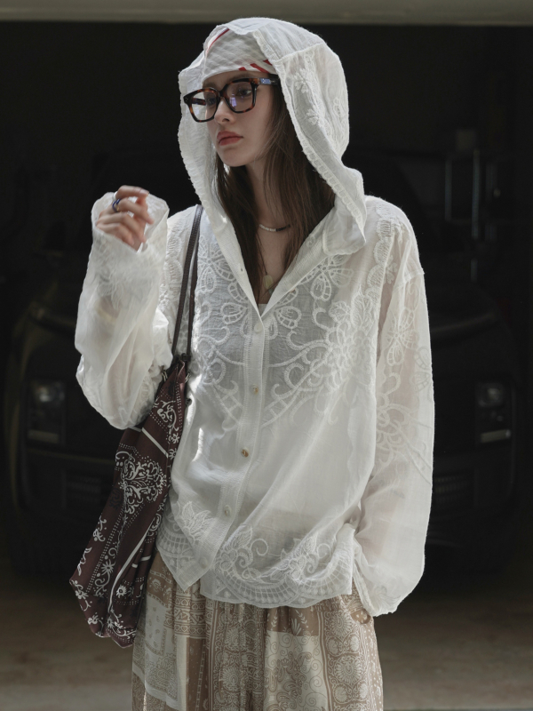 連帽蕾絲提花防曬襯衫輕盈透氣上衣