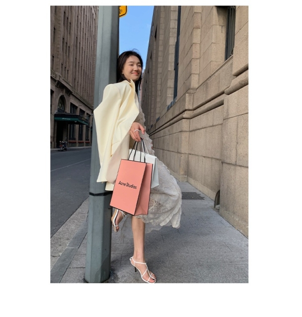 純欲鏤空性感低胸蕾絲吊帶裙