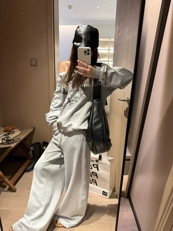 入秋一字領印花衛衣排扣長褲套裝