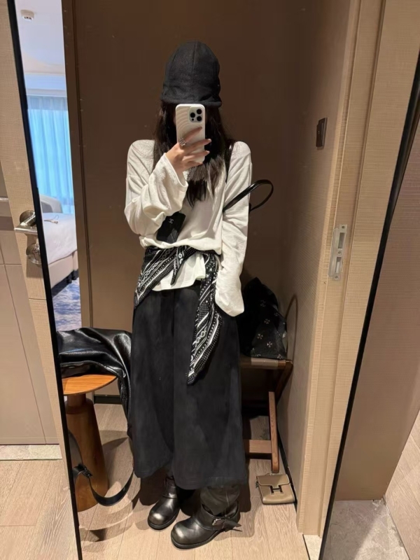 入秋仿磨皮麂皮絨感八分皮褲