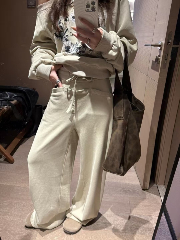 入秋一字領印花衛衣排扣長褲套裝