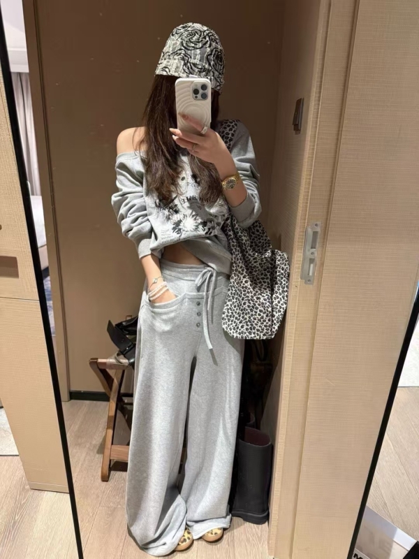 入秋一字領印花衛衣排扣長褲套裝