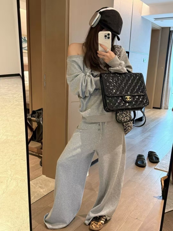 入秋一字領印花衛衣排扣長褲套裝