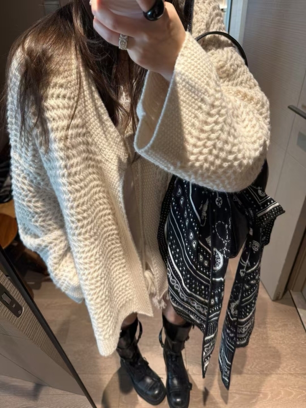 糯米絨毛球大開衫外套