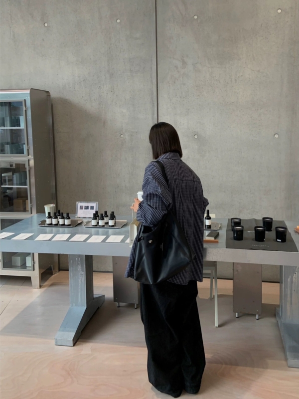 復古藏青色格紋襯衫寬鬆長袖