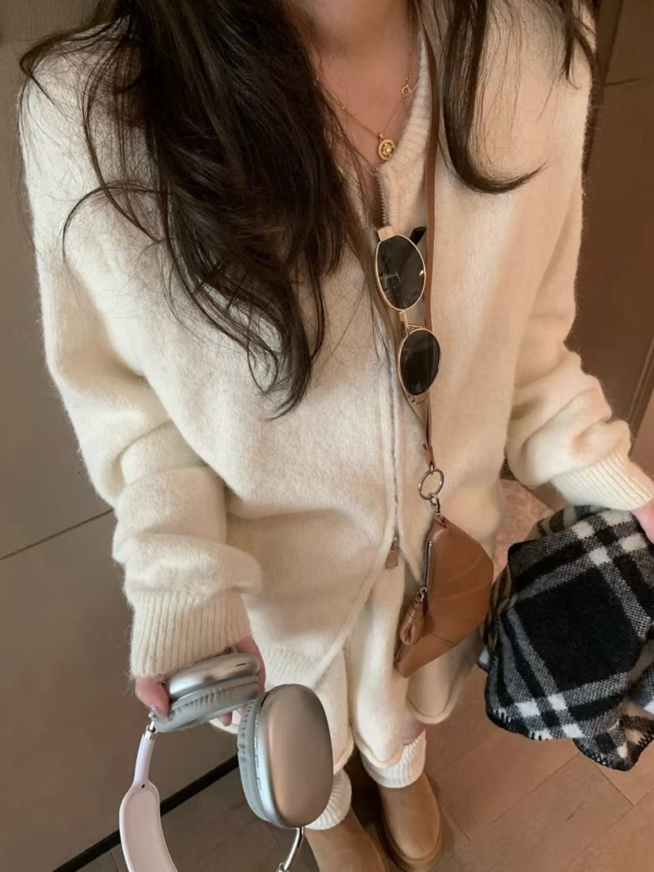 羊駝拉鍊毛衣短裙套裝