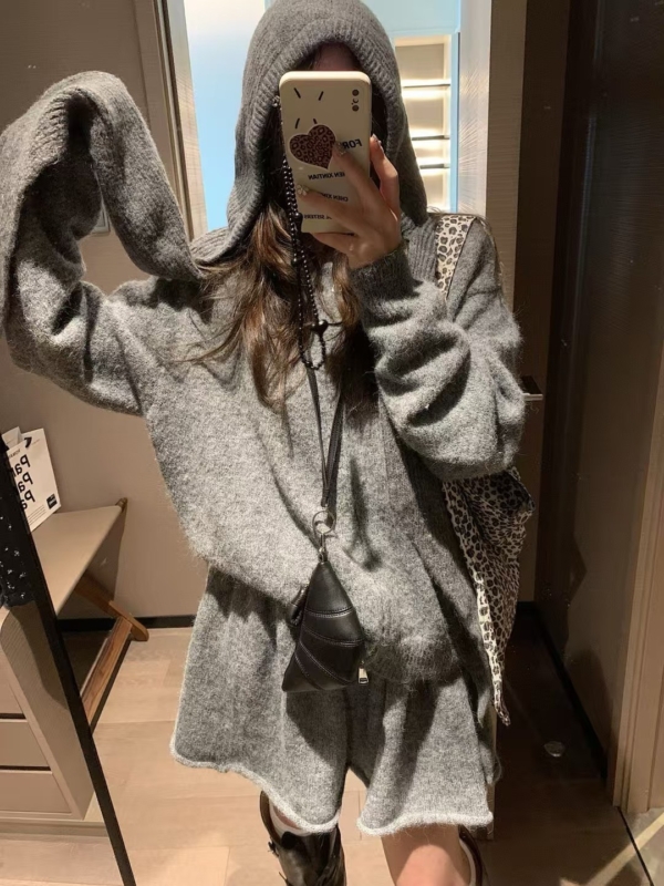 羊駝拉鍊毛衣短裙套裝