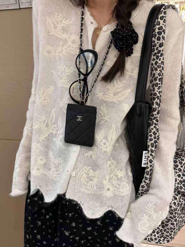 刺繡花邊長毛馬海小開衫