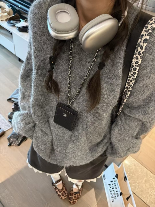 寬鬆蓬鬆蝴蝶結毛衣