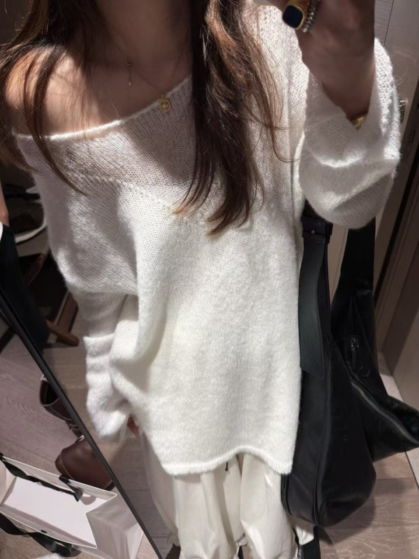 入秋鏤空拼接長袖毛衣