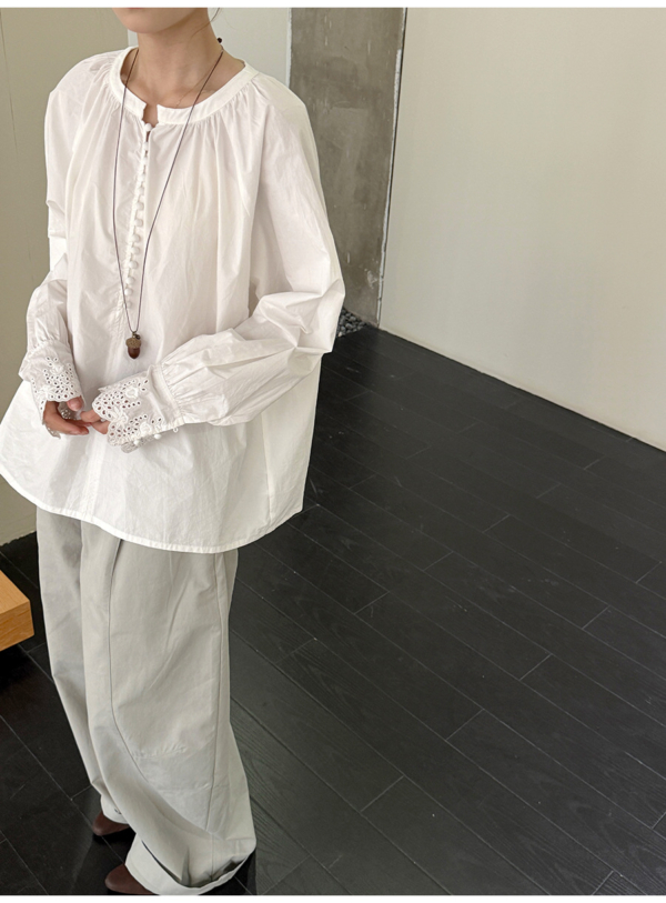 極簡多扣v領襯寬鬆襯衣