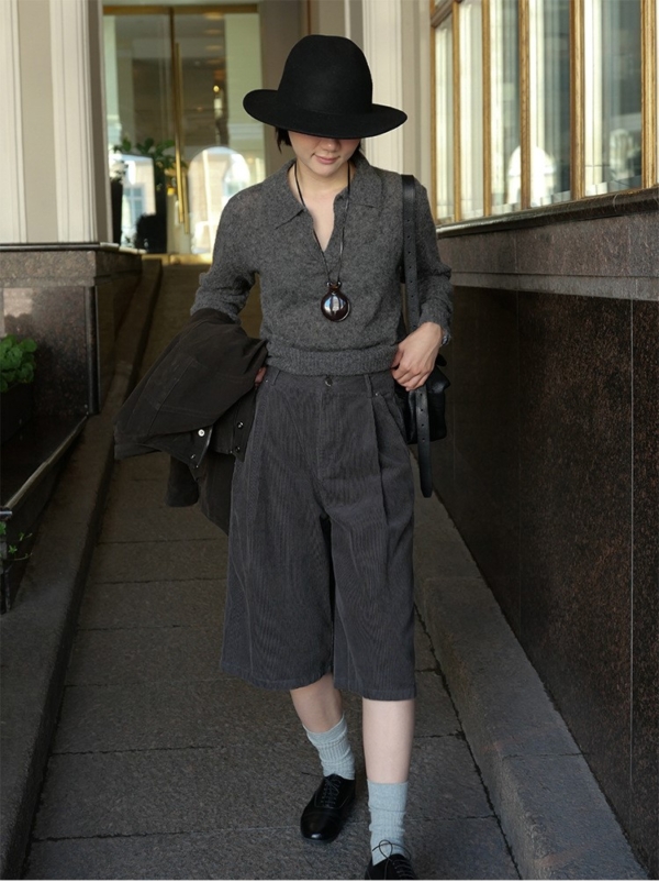 馬海毛羊毛親膚針織翻領上衣