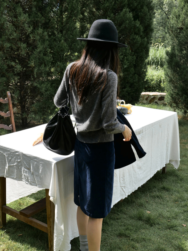 馬海毛羊毛親膚針織翻領上衣