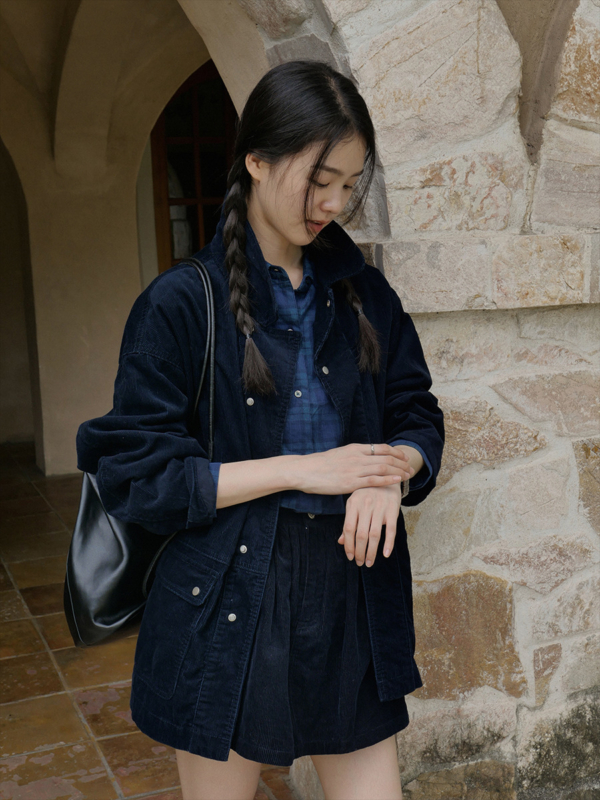 燈芯絨紋理質感外套