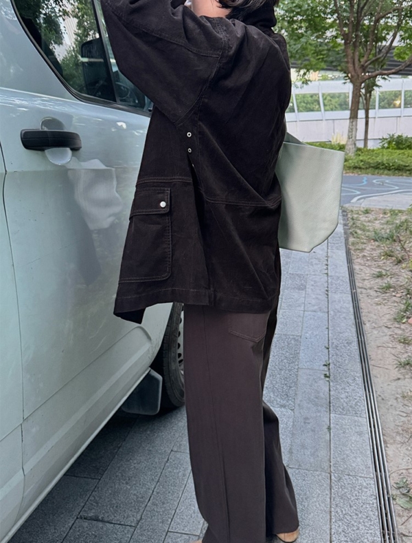 燈芯絨紋理質感外套